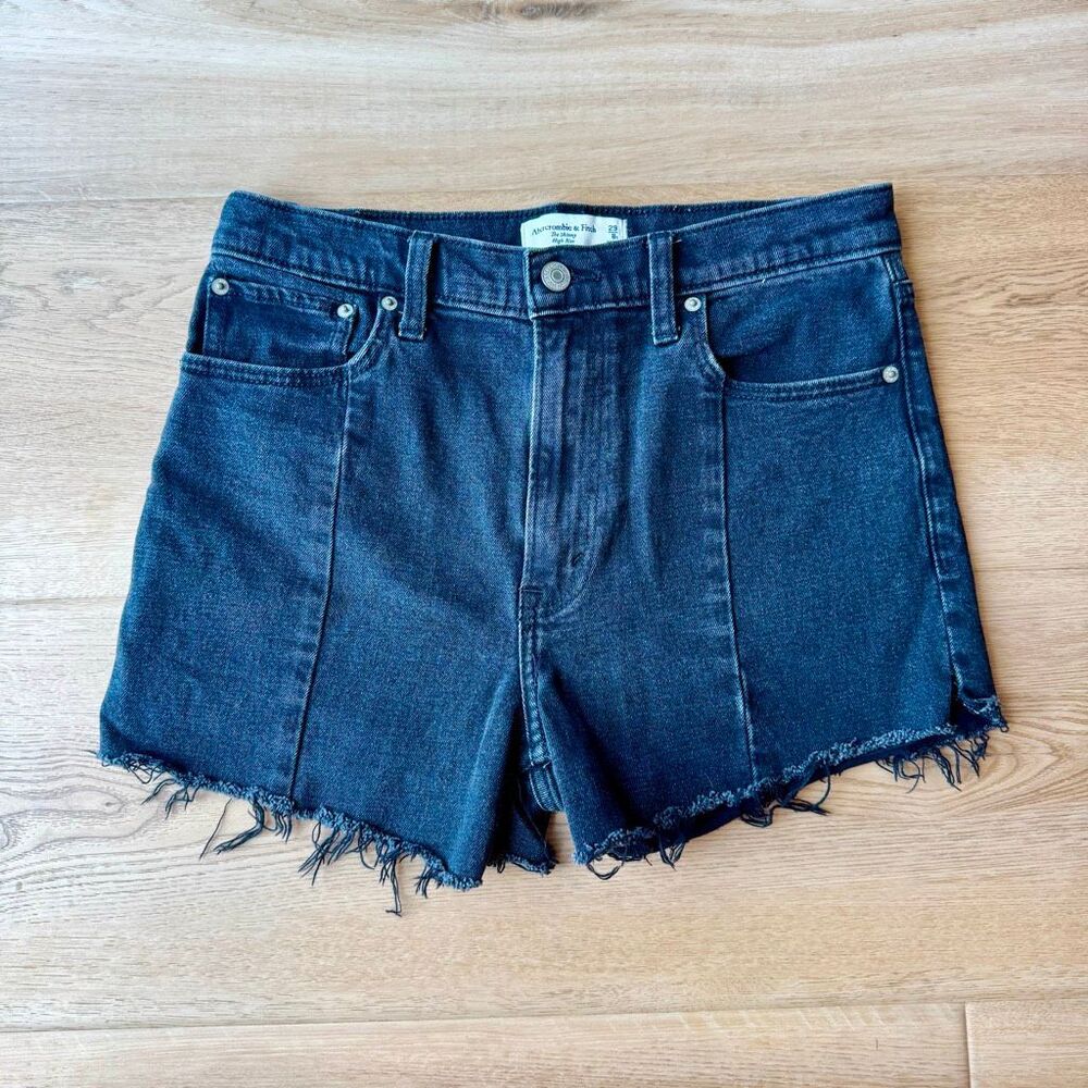 Abercrombie & Fitch High Rise Skinny Faded Black Raw Hem Denim Cutoff Shorts 29